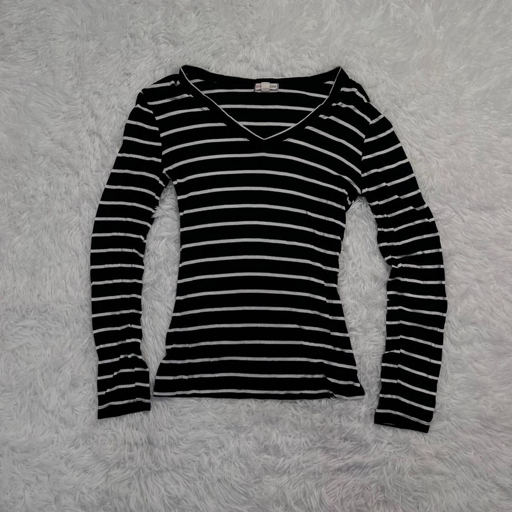 y2k black & white striped long sleeve top medium